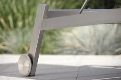 STERN Allround Rollenliege, Silber/taupe, Edelstahl/Textil, 200x71x38 Cm, Verstellbare Rückenlehne 21 STERN Allround Rollenliege, Silber/taupe, Edelstahl/Textil, 200x71x38 Cm, Verstellbare Rückenlehne -Gartenmöbel Geschäft 10 15897 1.jpg