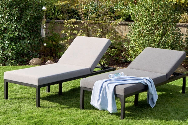 HARTMAN Eva Loungeliege, Flanelle, Sunbrella, 195 X 70 X 45 Cm, Rückenlehne Verstellbar, Hohe Liegefläche 3 HARTMAN Eva Loungeliege, Flanelle, Sunbrella, 195 X 70 X 45 Cm, Rückenlehne Verstellbar, Hohe Liegefläche