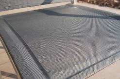 OUTFLEXX Stapelsessel, Schwarz, FSC-Teak / Edelstahl / Textilene, 63x57x93 Cm -Gartenmöbel Geschäft 21670 7.JPG