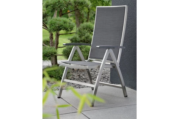 STERN Esstischgarnitur, Silbergrau/grau, Edelstahl/Textilene, Tisch 200 X 100 Cm, 2 Teilige Tischplatte, 4 Stapelsessel, Hohe Rückenlehne, 2 Multipo 6 STERN Esstischgarnitur, Silbergrau/grau, Edelstahl/Textilene, Tisch 200 X 100 Cm, 2 Teilige Tischplatte, 4 Stapelsessel, Hohe Rückenlehne, 2 Multipo – Bild 4