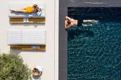 OUTFLEXX Icon Loungeliege, Lead Chine, Alu/Teak/Sunbrella, 213 X 89 X 41 Cm, Inkl. Verstellbarer Rückenlehne 17 OUTFLEXX Icon Loungeliege, Lead Chine, Alu/Teak/Sunbrella, 213 X 89 X 41 Cm, Inkl. Verstellbarer Rückenlehne -Gartenmöbel Geschäft 23437 7.jpg