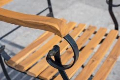 OUTFLEXX Sitzgruppe, Natur/schwarz, Stahl/FSC-Akazienholz, 120x80 Cm, 4 Klappstühle, Pulverbeschichtet, Verzinkt, Mit Armlehnen -Gartenmöbel Geschäft 23883 08.jpg