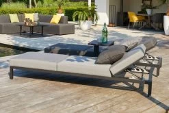 HARTMAN Adam Gartenliege, Sooty, Alu/Sunbrella, 4x4 Textilen, 195x70x30cm, Rückenlehne Verstellbar, Inkl. Kopfkissen -Gartenmöbel Geschäft 4 18733.jpg