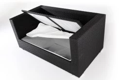 OUTFLEXX 2-Sitzer Sofa, Schwarz, Polyrattan 152x85x70cm, Inkl. Polster Und Wasserfeste Kissenbox -Gartenmöbel Geschäft 4 2392 2 BOX.jpg