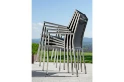 STERN Cardiff Stapelsessel, Silbergrau, Edelstahl/Textil/Aluminiumarmlehnen, 61x57x92 Cm, Stapelbar -Gartenmöbel Geschäft 8 11604 2.jpg