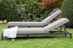 HARTMAN Eva Loungeliege, Flanelle, Sunbrella, 195 X 70 X 45 Cm, Rückenlehne Verstellbar, Hohe Liegefläche 25 HARTMAN Eva Loungeliege, Flanelle, Sunbrella, 195 X 70 X 45 Cm, Rückenlehne Verstellbar, Hohe Liegefläche -Gartenmöbel Geschäft 8 20467.jpg